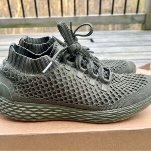 Mens Nobull Knit Runner Trainer Army Green/ Gum Sz 10.5 Retail $170